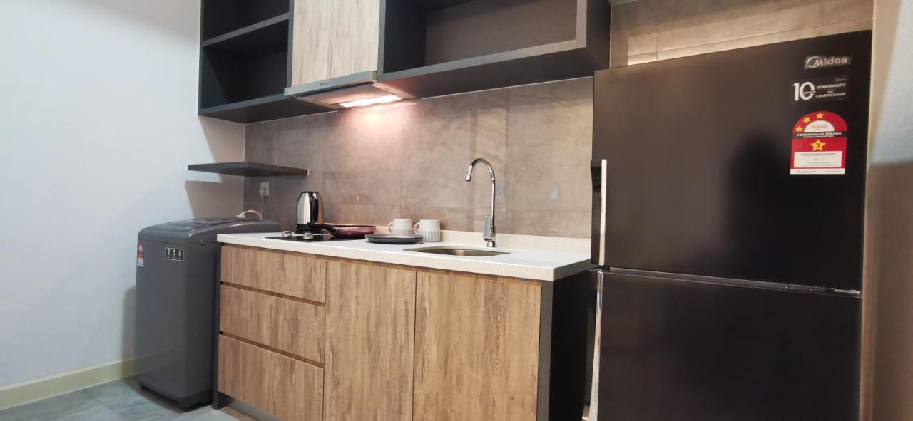 Mykey Imperio B-24-31 Melaka City Exterior foto